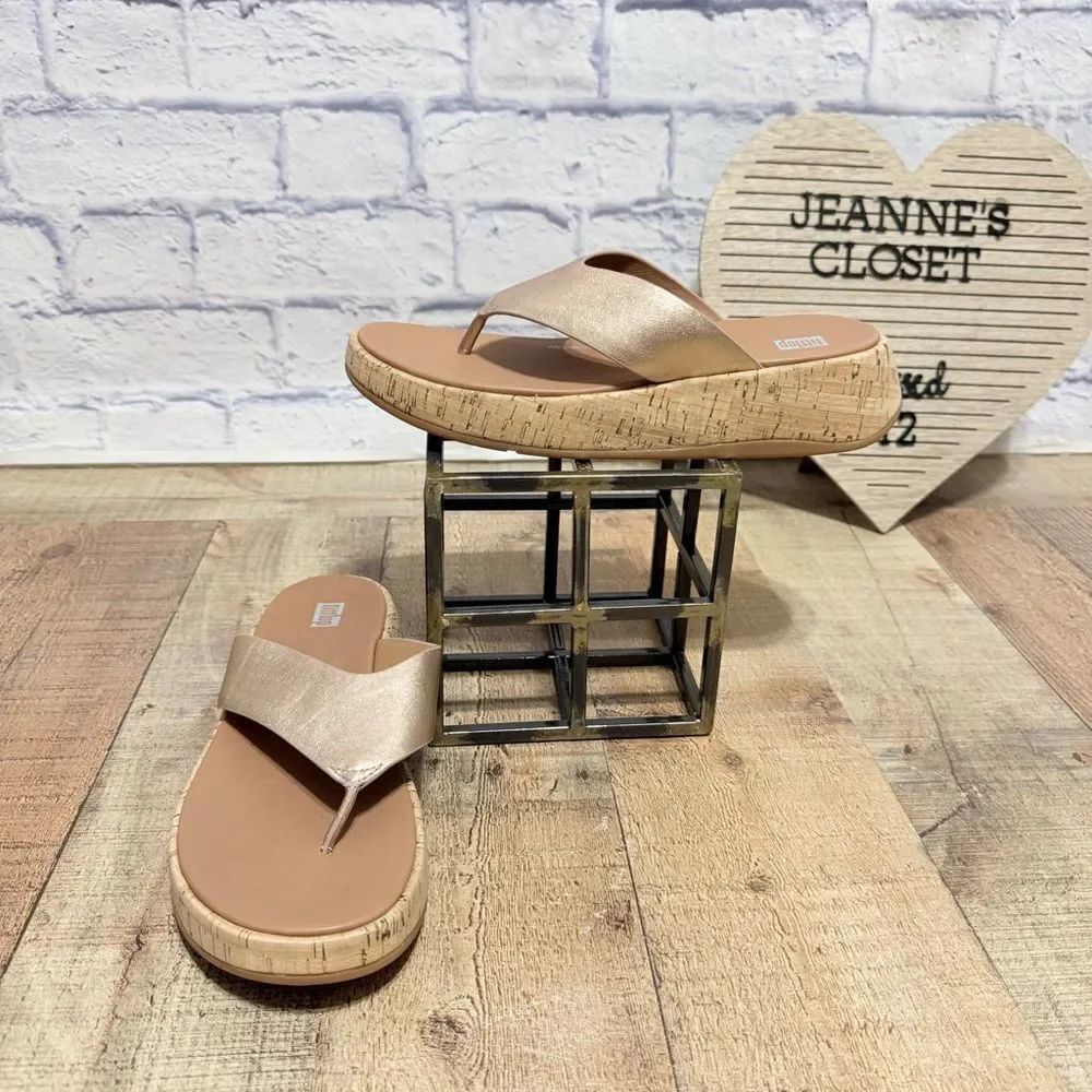 Fitflop F Mode ROSE Gold Sandals Womens 9 Open Toe Post Thong Cork Platform